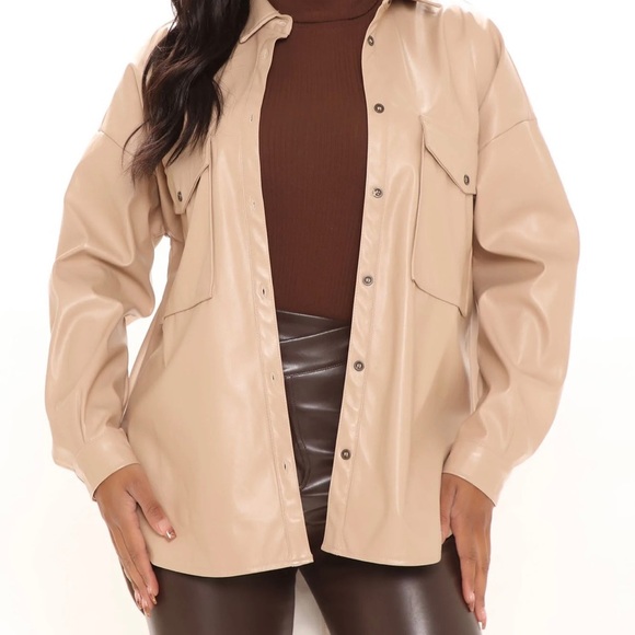 NWT Fashion Nova I Need My Coins Button Down Shirt | Taupe | Size Medium - Picture 2 of 6